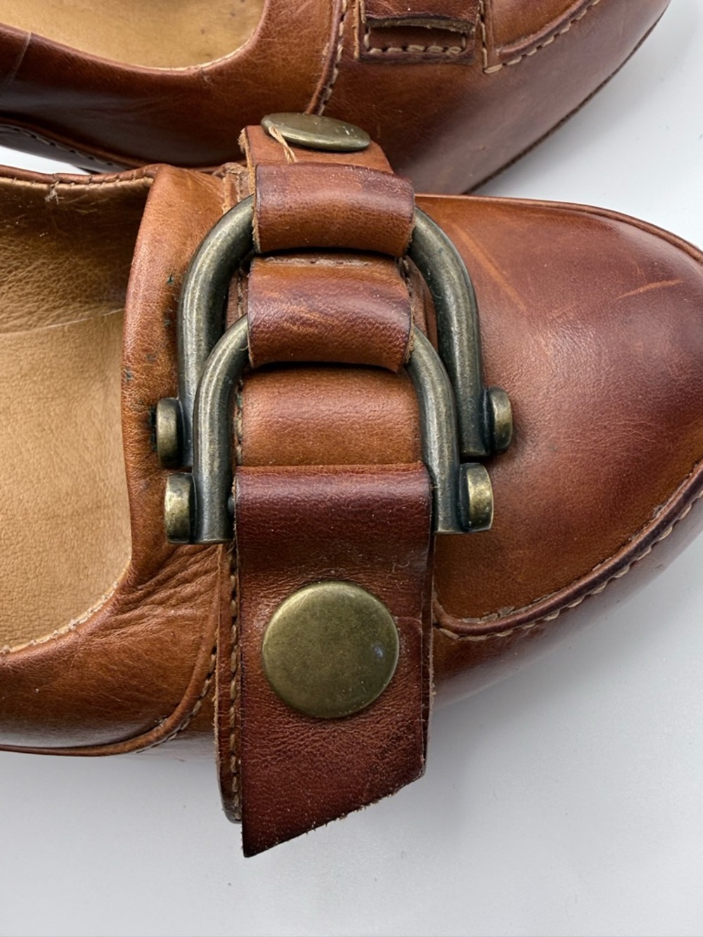Frye Liv Double Buckle Cognac vintage Leather Block Pump 7.5/8 NEEDS TIP REPAIR - Picture 8 of 16